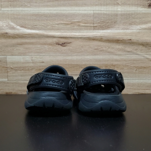 Crocs Swiftwater Black Clog Shoes Men's Size 9 - Picture 5 of 10